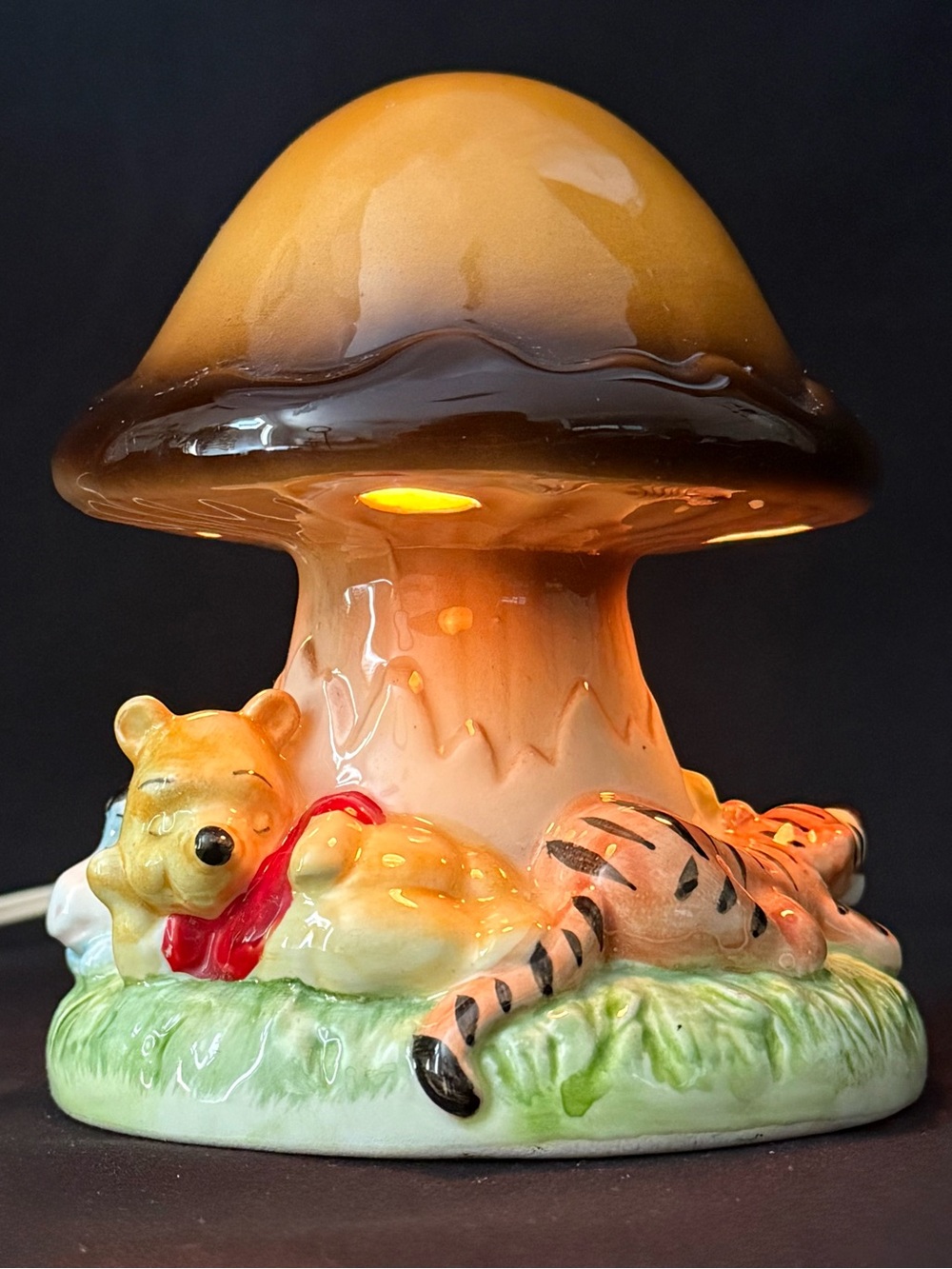 Winnie-the-Pooh Nite Lite (late 1970s - early 1980s)